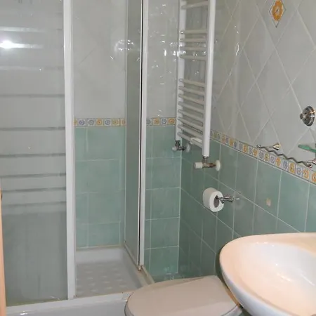 Le Pietre Di Giada Roma